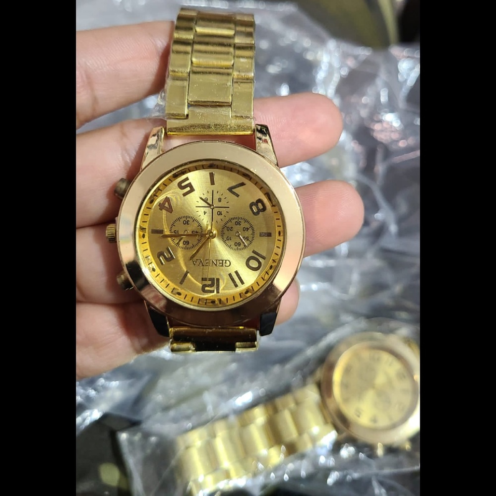 Analog Quartz Rose Gold Stainless Steel - Picture 2 of 5